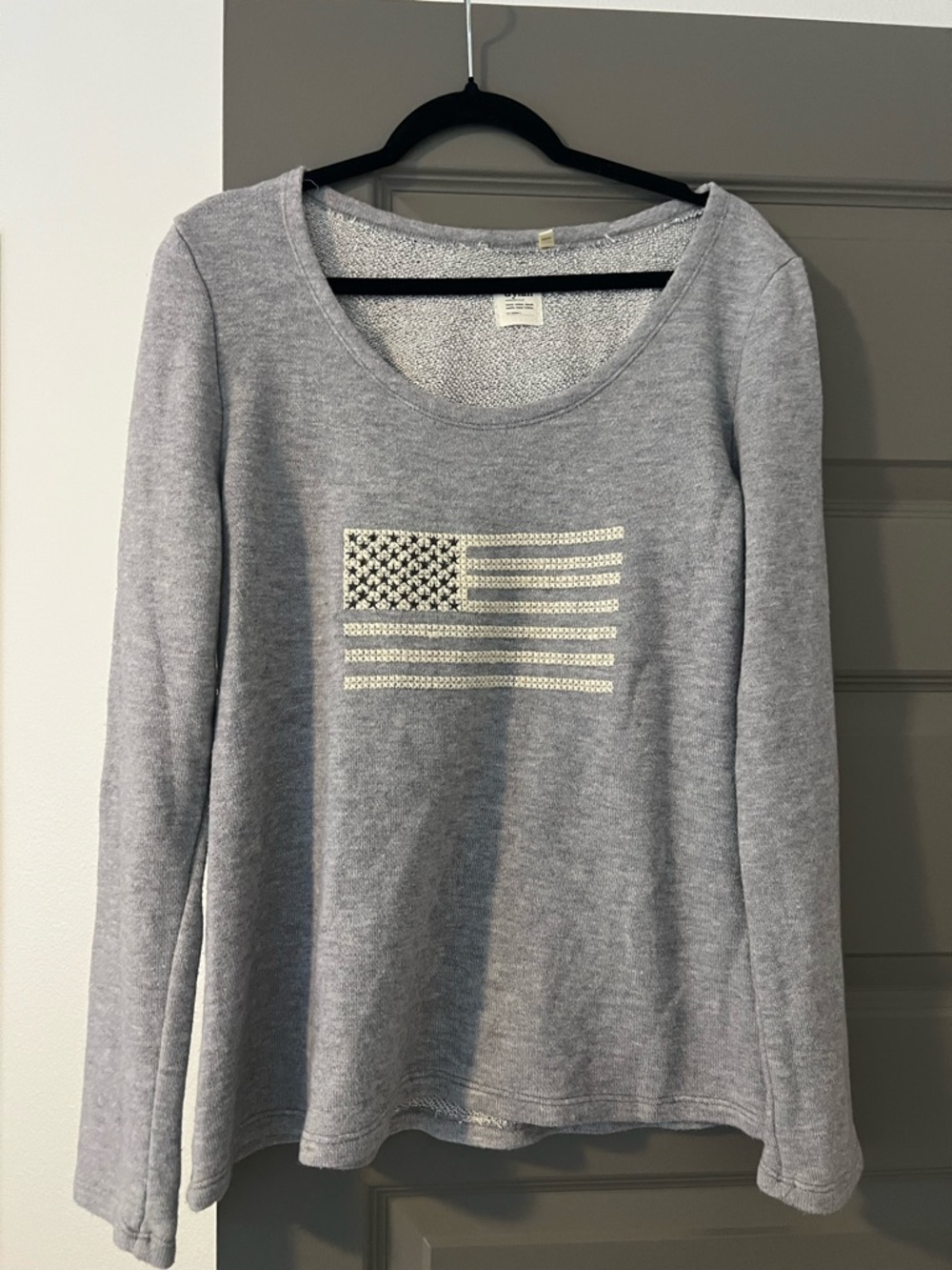 dylan Gray Crewneck Sweatshirt with Flag, Size S